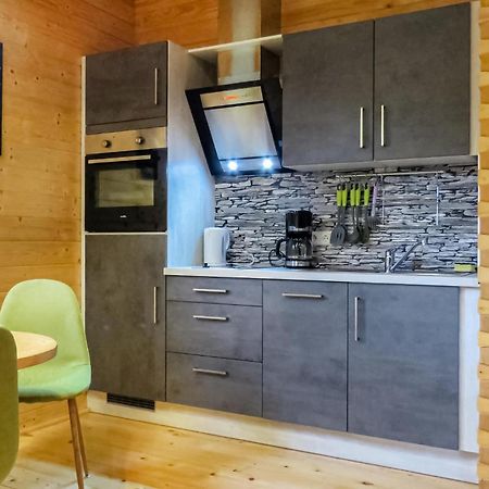 Lovely Home In Merzalben With Wifi エクステリア 写真