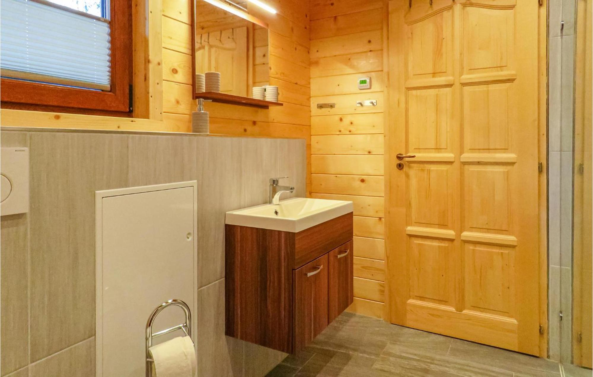 Lovely Home In Merzalben With Wifi エクステリア 写真
