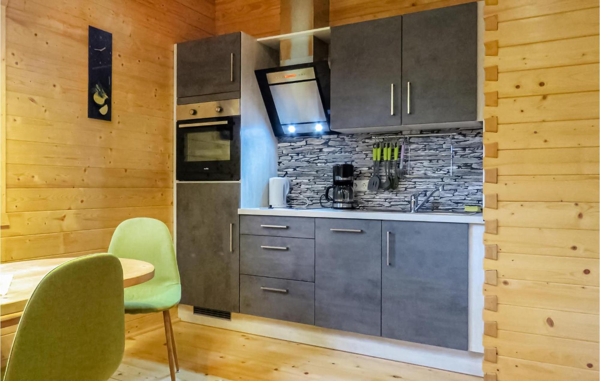 Lovely Home In Merzalben With Wifi エクステリア 写真